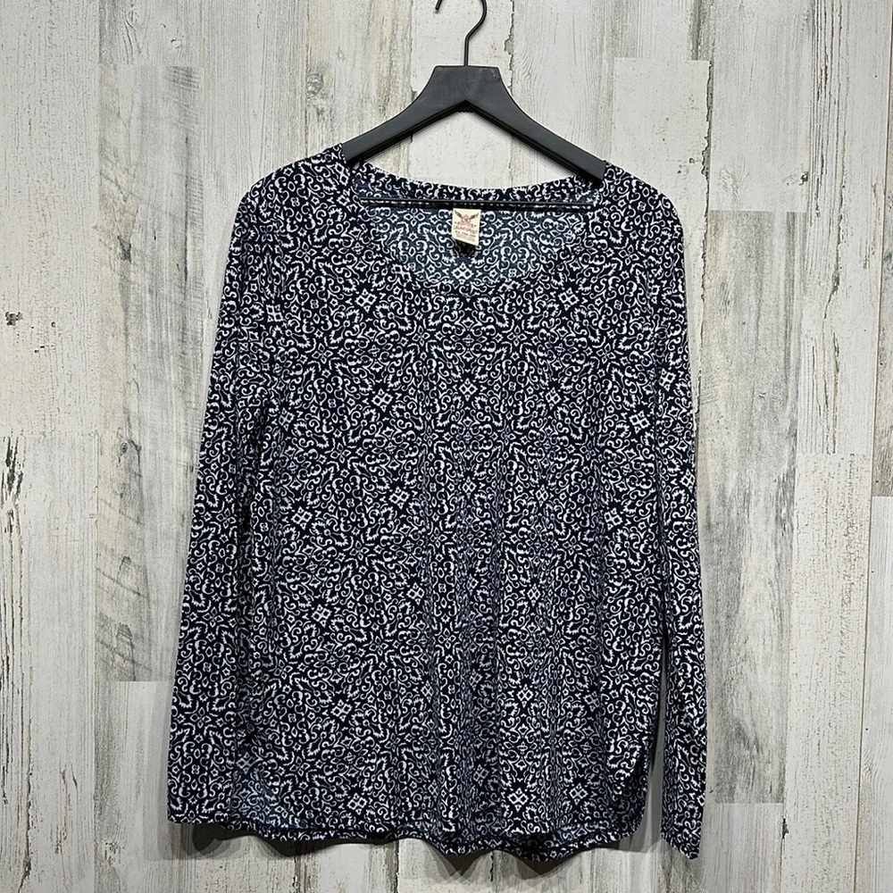 Women’s Faded Glory Navy and White Long Sleeve Size XL